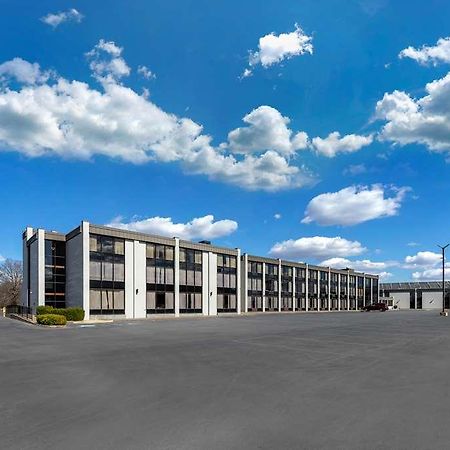 Vettecity Hotel Боулинг Грийн Екстериор снимка