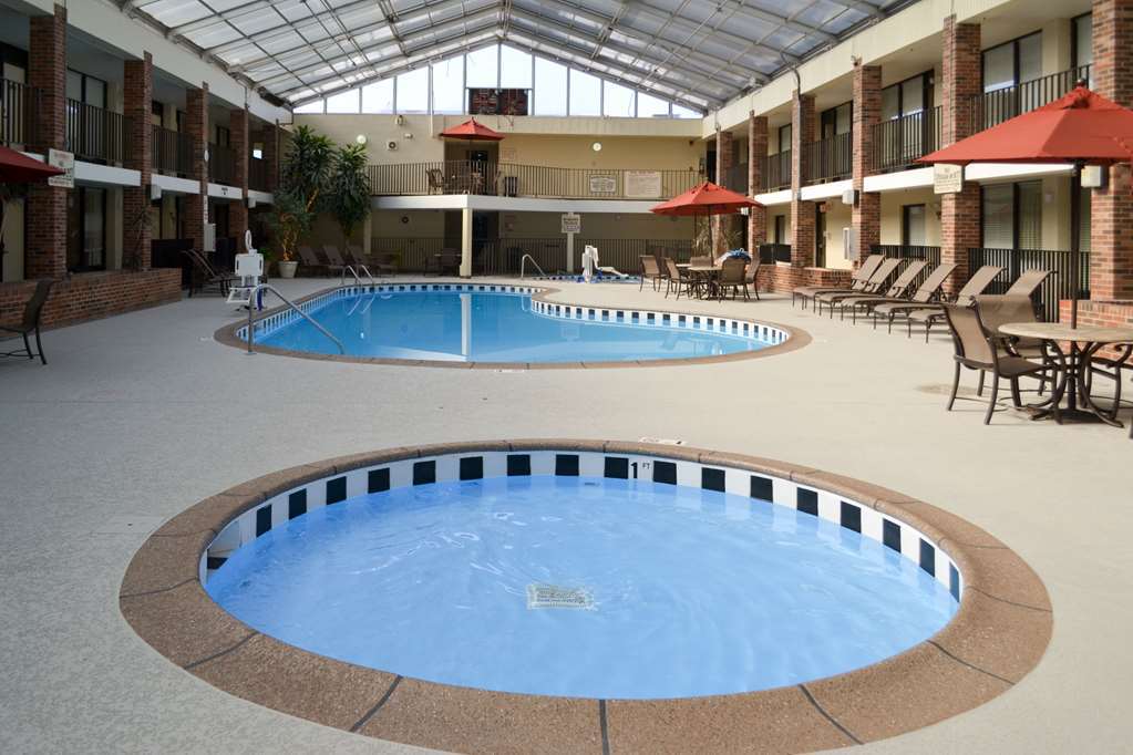 Vettecity Hotel Боулинг Грийн Екстериор снимка